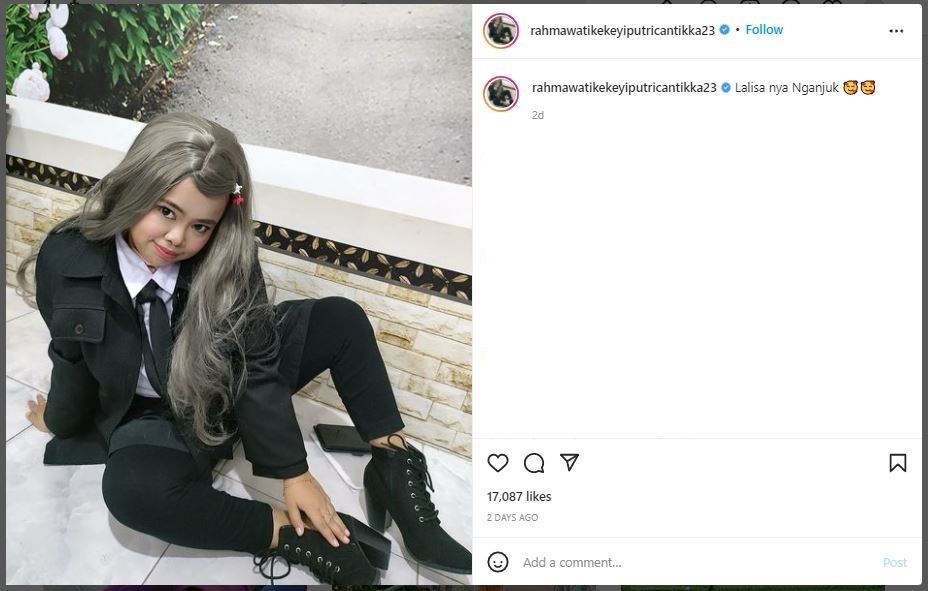 Kekeyi Lepas Hijab saat Cosplay Jadi Lisa Blackpink (instagram.com/rahmawatikekeyiputricantikka23)