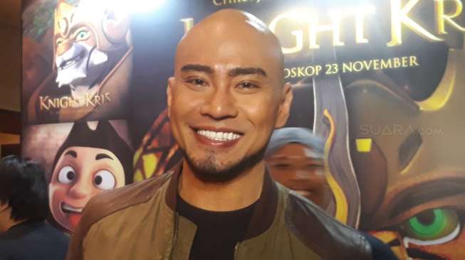 Deddy Corbuzier di acara jumpa pers Knight Kris di XXI Epicentrum, Kuningan, Jakarta Selatan, Rabu (15/11/2017). [suara.com/Puput Pandansari]