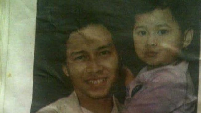 Anang Hermansyah dan Aurel Hermansyah kecil. [Instagram]