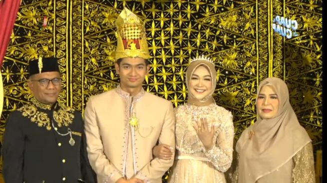 Acara Ngunduh Mantu Ria Ricis dan Teuku Ryan [YouTube/MOP Channel]