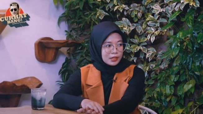 Norma Risma [Youtube/Curhat Bang Denny Sumargo]