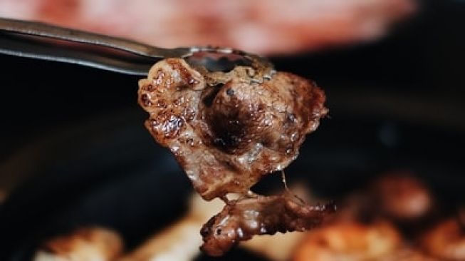 Ilustrasi Korean BBQ (Unsplash @ryanalimon)