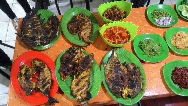 Ikan Bakar. (Kabarindong.com)