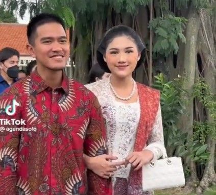 Kebayanya Memang Lokal, Tapi Tas Mewah Erina Gudono Ini Tembus Rp 84 Juta! (Dok: Instgram/ErinaGudono)