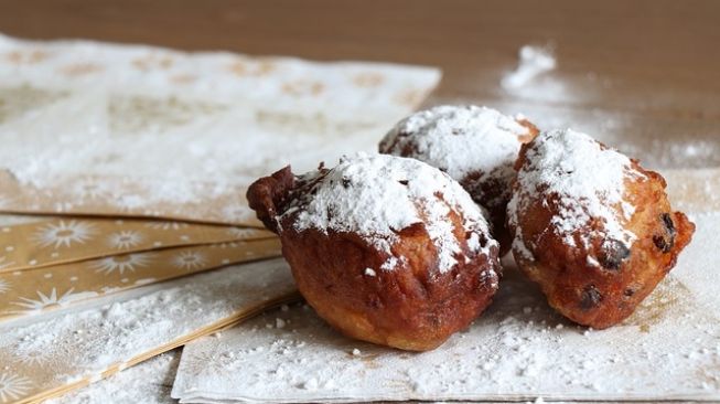 Ilustrasi oliebollen, kue khas Belanda (Pixabay/Marjon Besteman)