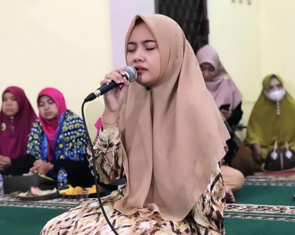 Potret Nadia Hawasyi, Qoriah Viral yang Disawer Duit Saat Membaca Al Quran (Instagram)