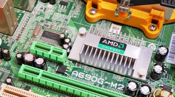 Mengenal Komponen-komponen Motherboard, Pusat Kendali Gadget Elektronik